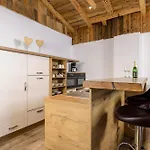 Modern Life Apartment